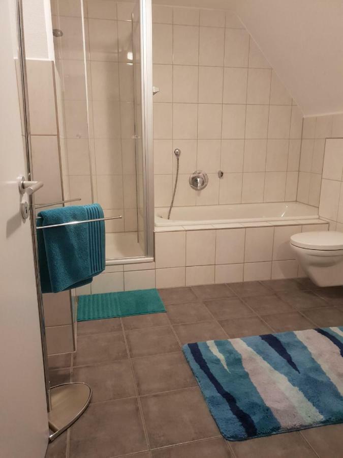 Gemuetliches Zimmer Mit Eigenem Bad/Wc/Kueche Kassel Zewnętrze zdjęcie